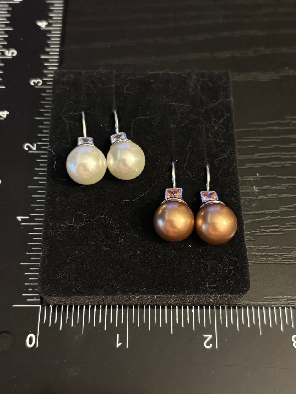 Vintage-Style Pearl Drop Earrings Set, White & Bronze